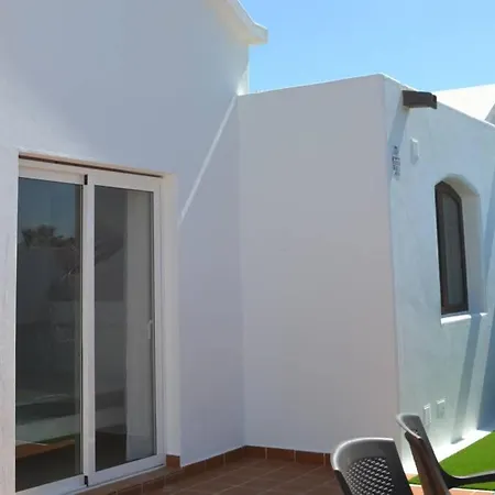 Manuel -lanzarote بلايا بلانكا